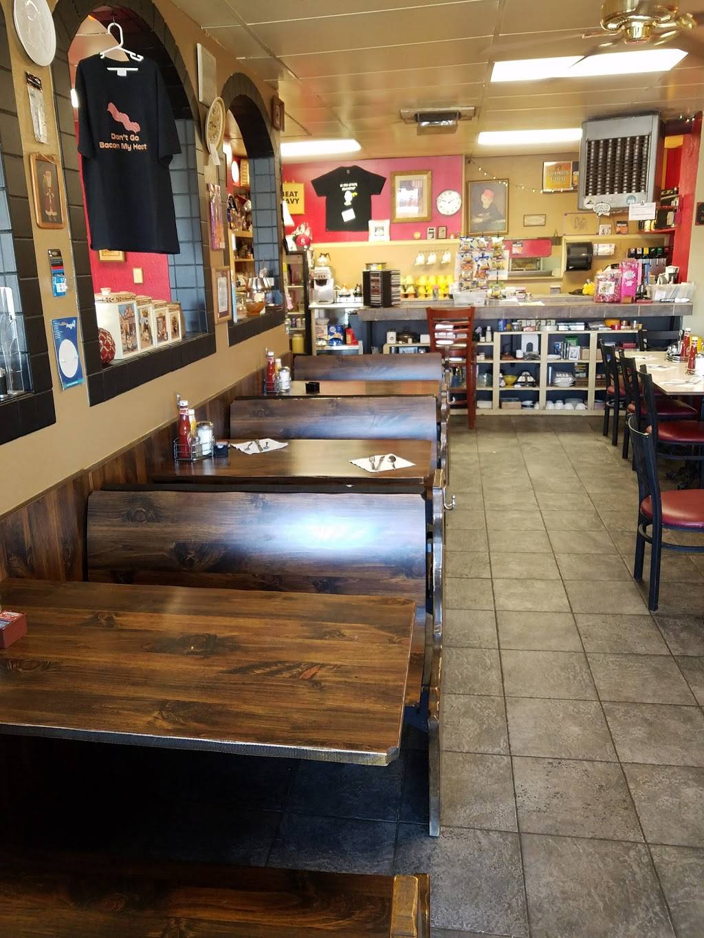 The Cracked Egg | restaurant | 914 Broad St, Milliken, CO 80543, USA | 9705871117 OR +1 970-587-1117