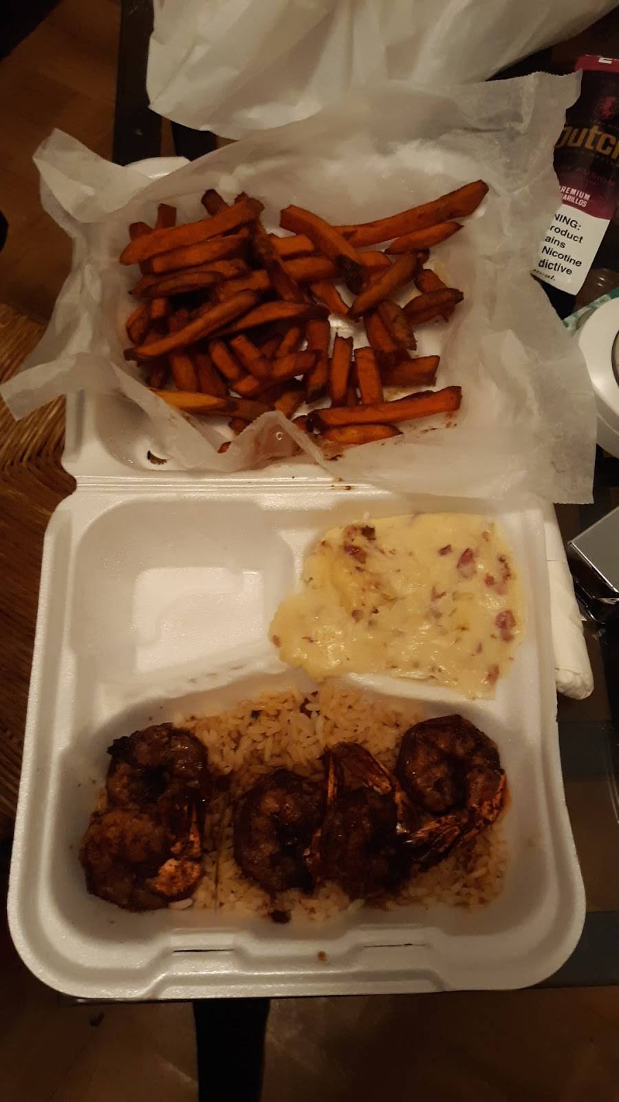 R&R BAR and Grill | restaurant | 500 E 5th Ave, Gary, IN 46402, USA | 2194271047 OR +1 219-427-1047