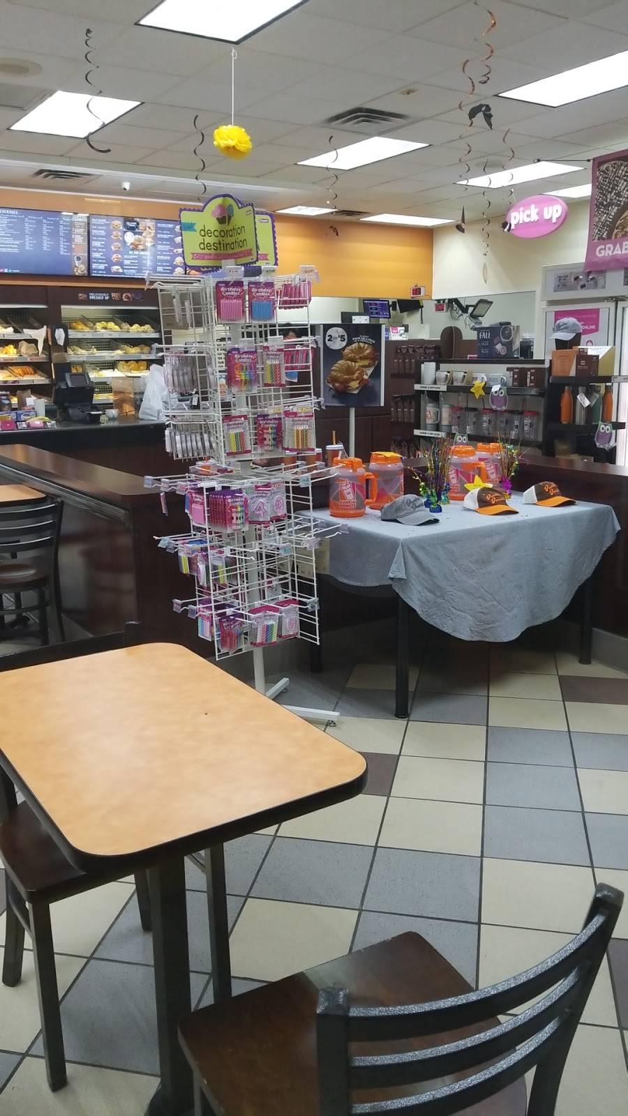 Dunkin Donuts | cafe | 10801 S Cicero Ave, Oak Lawn, IL 60453, USA | 7089521080 OR +1 708-952-1080
