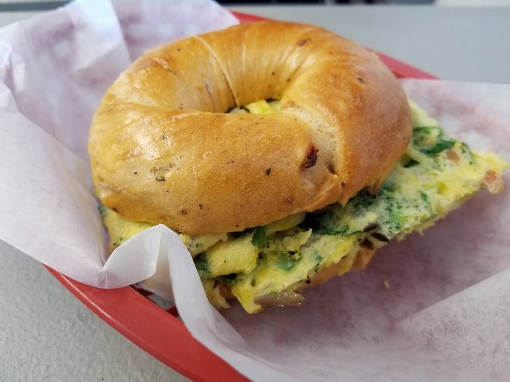 Hot Bagels & More | restaurant | 212 Pacific Ave, Atlantic City, NJ 08401, USA | 6095413488 OR +1 609-541-3488