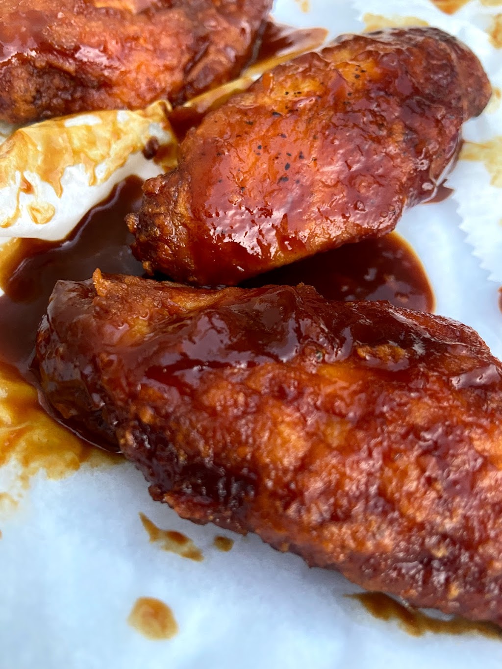 Johnnies Pizza & Wings | meal delivery | 330 Pleasant St, Watertown, MA 02472, USA | 6177448536 OR +1 617-744-8536