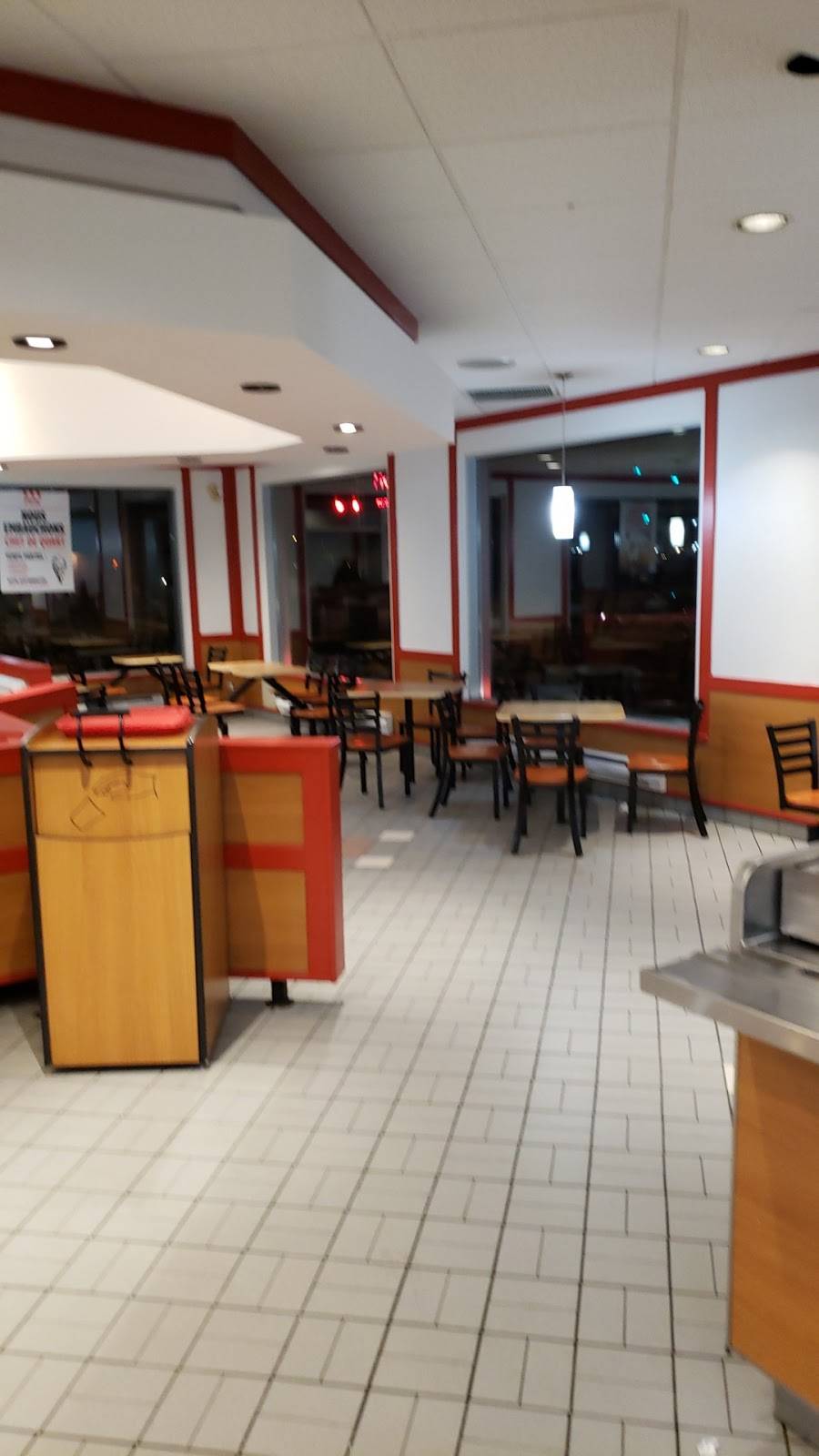 kfc | restaurant | 164 Boulevard Gréber, Pointe-Gatineau, QC J8T 6K2, Canada | 8195612663 OR +1 819-561-2663
