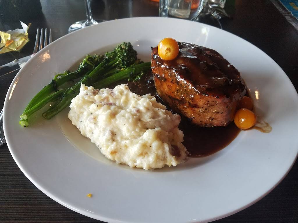 Hi Point | restaurant | 144 Lakeshore Dr, Arnolds Park, IA 51331, USA | 7123328889 OR +1 712-332-8889