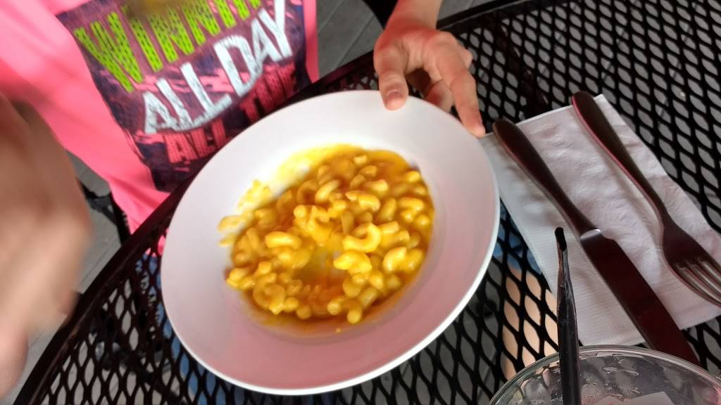 Hykels | restaurant | 2704 E County Line Rd, Ardmore, PA 19003, USA | 6106429434 OR +1 610-642-9434