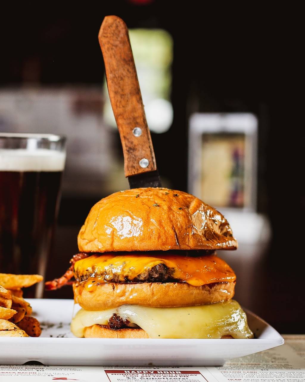 Sports Locker Bar & Grill | restaurant | 30375 Plymouth Rd, Livonia, MI 48150, USA | 7347445172 OR +1 734-744-5172