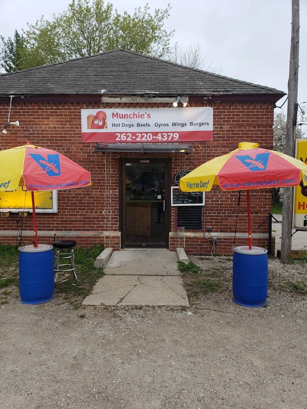 Munchies | meal takeaway | 1200 Birch Rd, Kenosha, WI 53140, USA | 2622204379 OR +1 262-220-4379