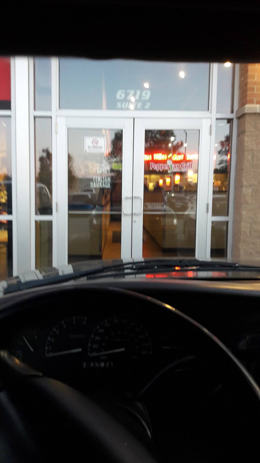 PepperJax Grill | restaurant | 6719 University Ave, Cedar Falls, IA 50613, USA | 3192666180 OR +1 319-266-6180