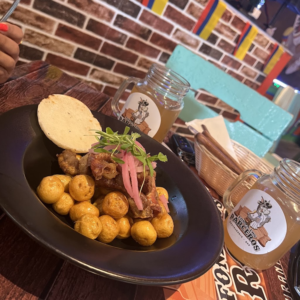 Fonda Los Parceros Restaurant | restaurant | 939 N Federal Hwy, Hollywood, FL 33020, USA | 9546137959 OR +1 954-613-7959