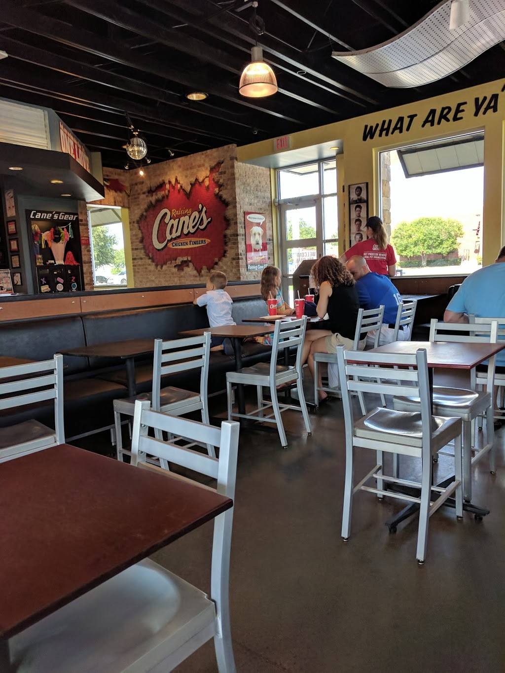 Raising Canes Chicken Fingers | meal takeaway | 1902 N Central Expy, McKinney, TX 75070, USA | 2144914128 OR +1 214-491-4128