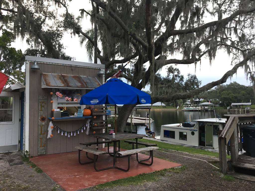 Dannys All American Burger "Beer Shed Location" | restaurant | Riverview, FL 33569, USA | 8137400606 OR +1 813-740-0606