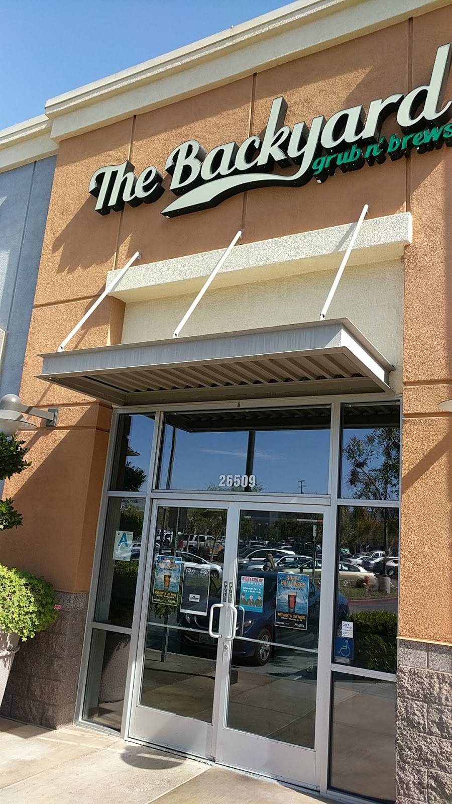 The Backyard Grub n Brews | restaurant | 26509 Golden Valley Rd, Santa Clarita, CA 91350, USA | 6612861165 OR +1 661-286-1165