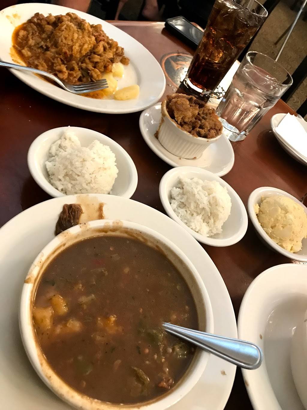 Pats of Henderson | restaurant | 1500 Siebarth Dr, Lake Charles, LA 70615, USA | 3374396618 OR +1 337-439-6618