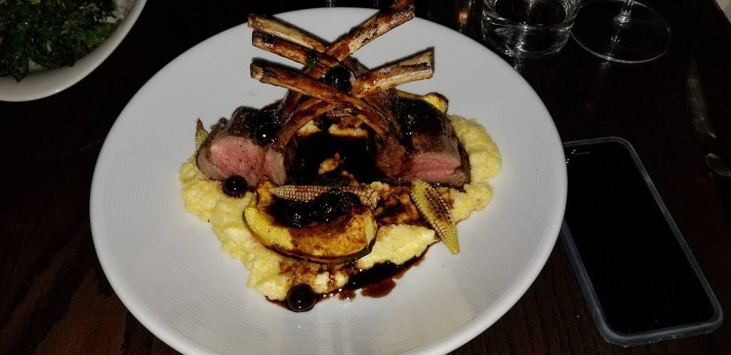 Catch | restaurant | 1910 Ocean Way, Santa Monica, CA 90405, USA | 3105815533 OR +1 310-581-5533