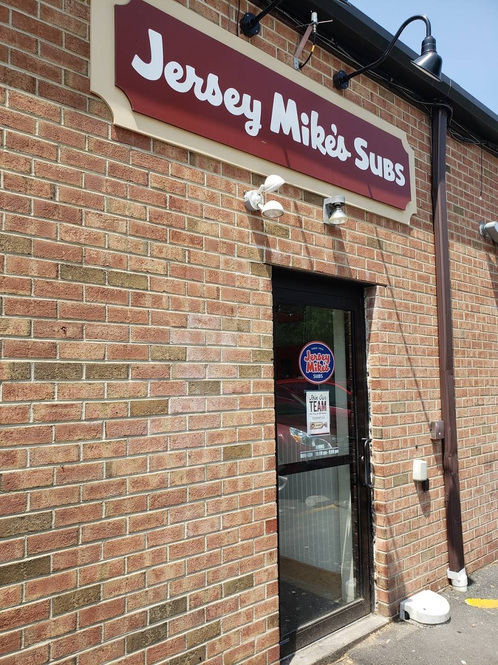 Jersey Mikes Subs | meal takeaway | 1260 Springfield Ave, New Providence, NJ 07974, USA | 9086650610 OR +1 908-665-0610