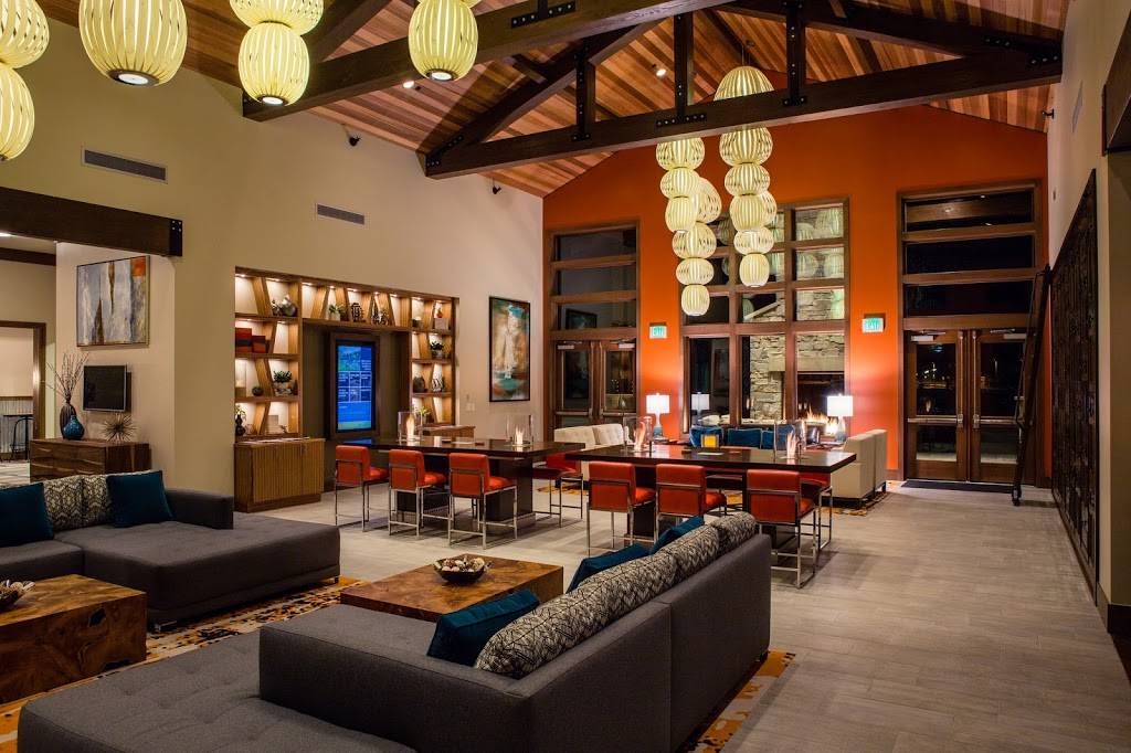 Seven Summits Lodge | restaurant | 19001 Trilogy Pkwy E, Bonney Lake, WA 98391, USA | 2533218030 OR +1 253-321-8030