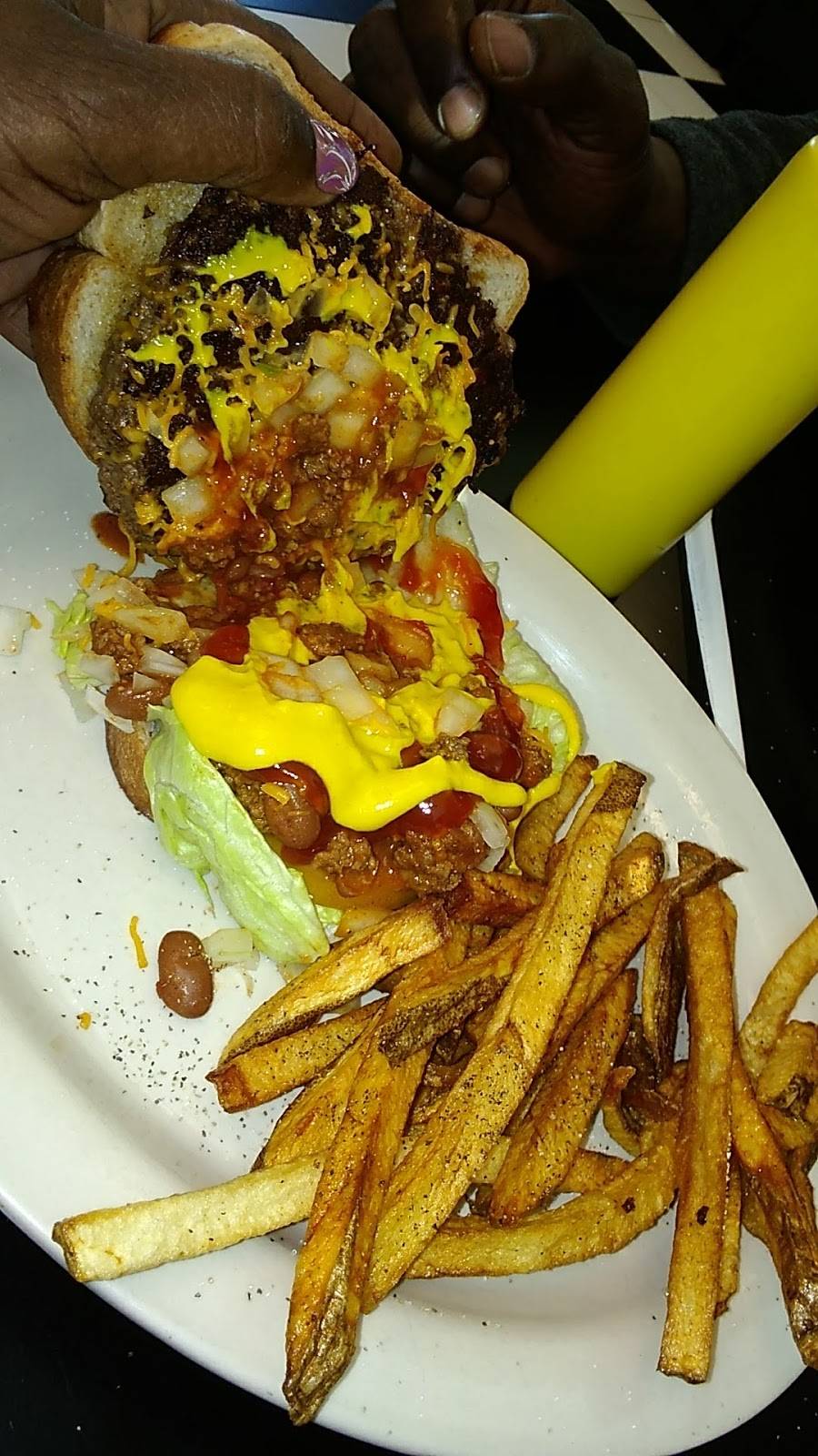 Tracks End Restaurant | restaurant | 8538 S Holland Rd, Chicago, IL 60620, USA | 7737293300 OR +1 773-729-3300