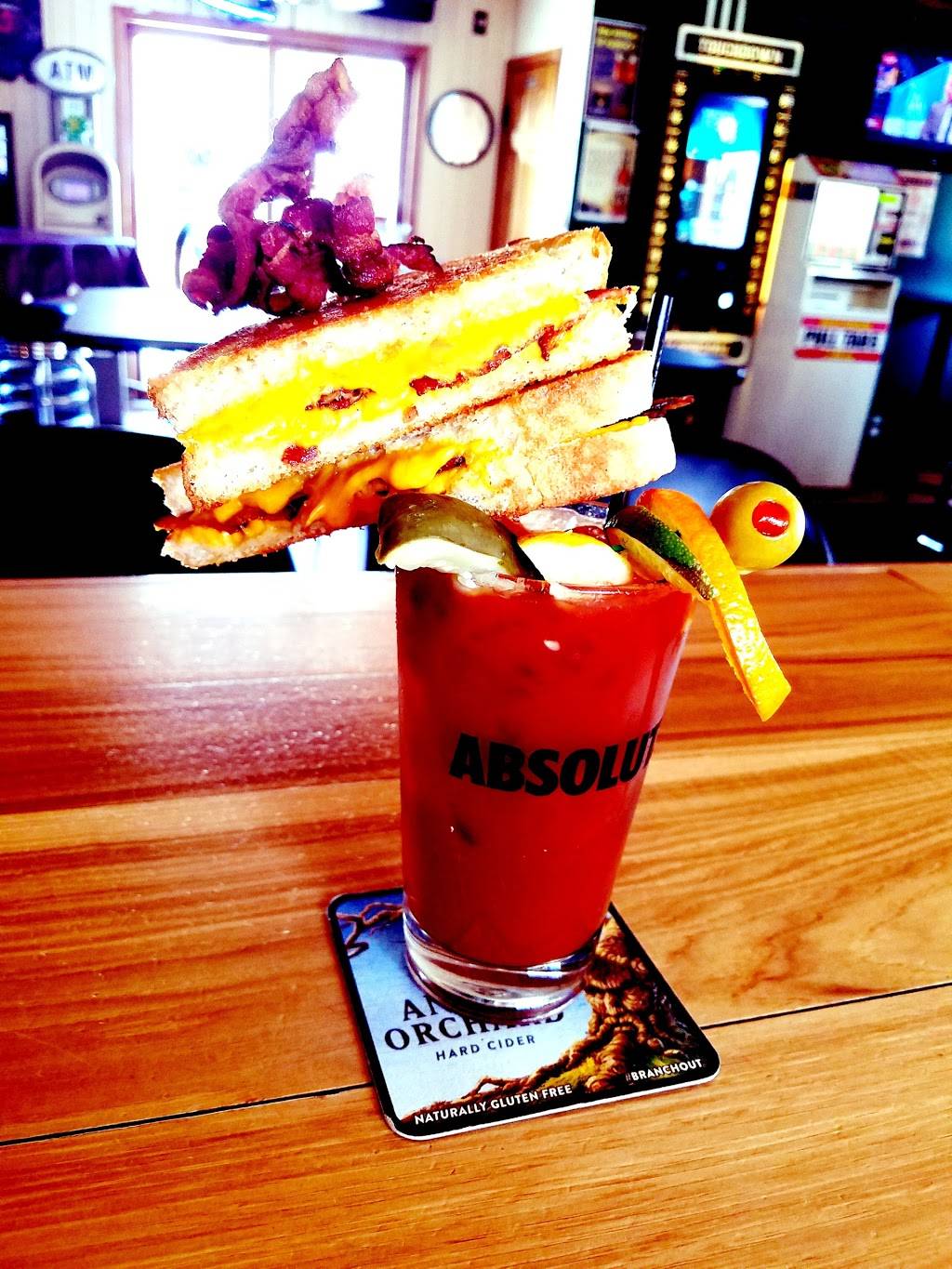 Kenickys Public House | restaurant | 2763 WI-175, Richfield, WI 53076, USA | 2626741604 OR +1 262-674-1604