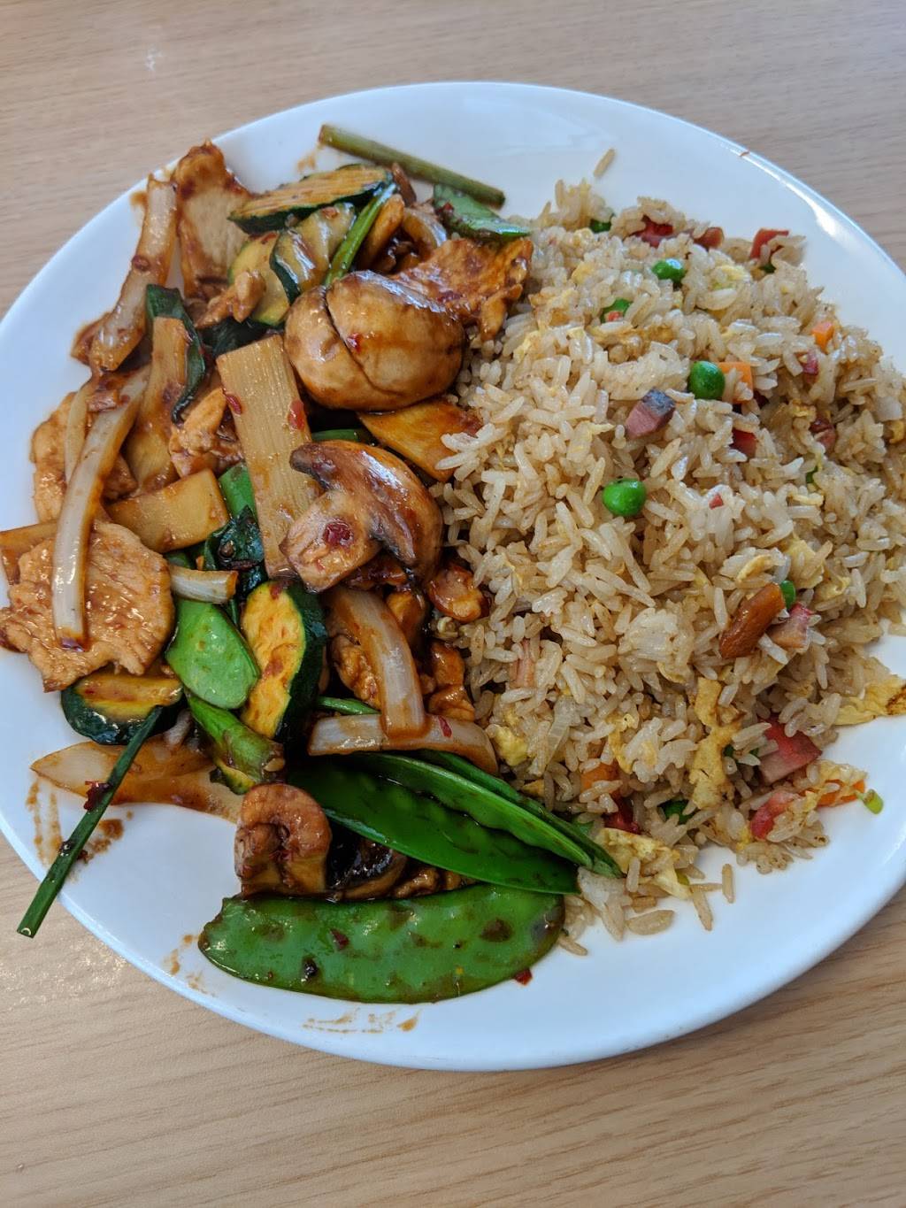 Shun Feng Restaurant | restaurant | 420 River St, Santa Cruz, CA 95060, USA | 8314239888 OR +1 831-423-9888