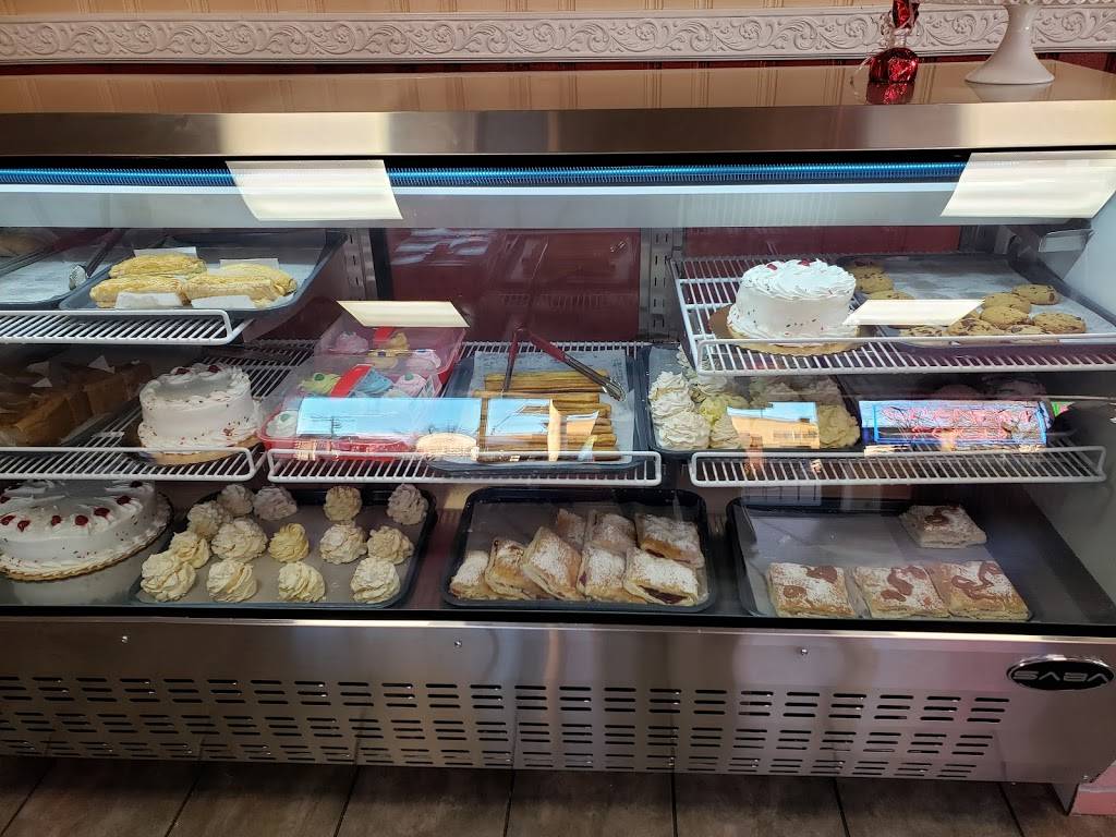 Marys Bakery & Restaurant | restaurant | 2401 River Ave, Camden, NJ 08105, USA | 8562545278 OR +1 856-254-5278