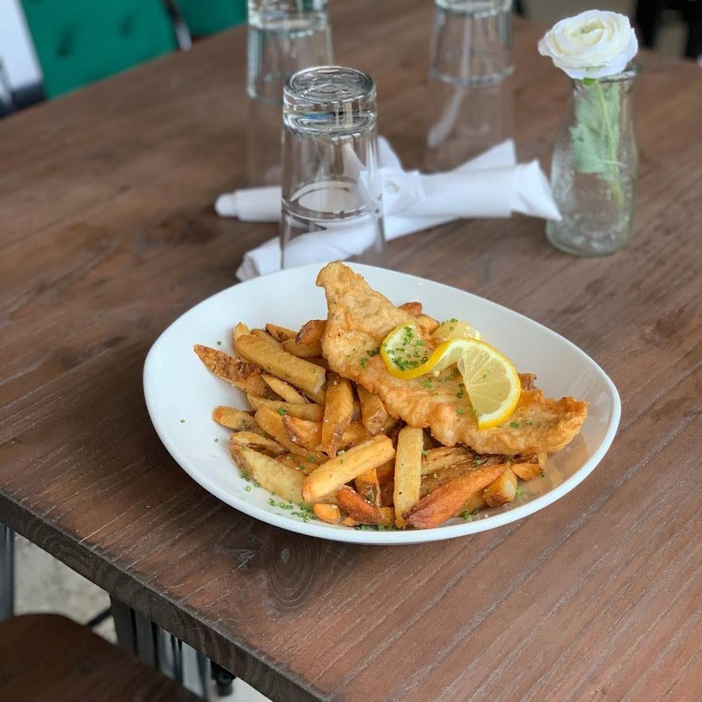 Dakota 94 | restaurant | 5304 W Devon Ave, Chicago, IL 60646, USA | 7738676494 OR +1 773-867-6494