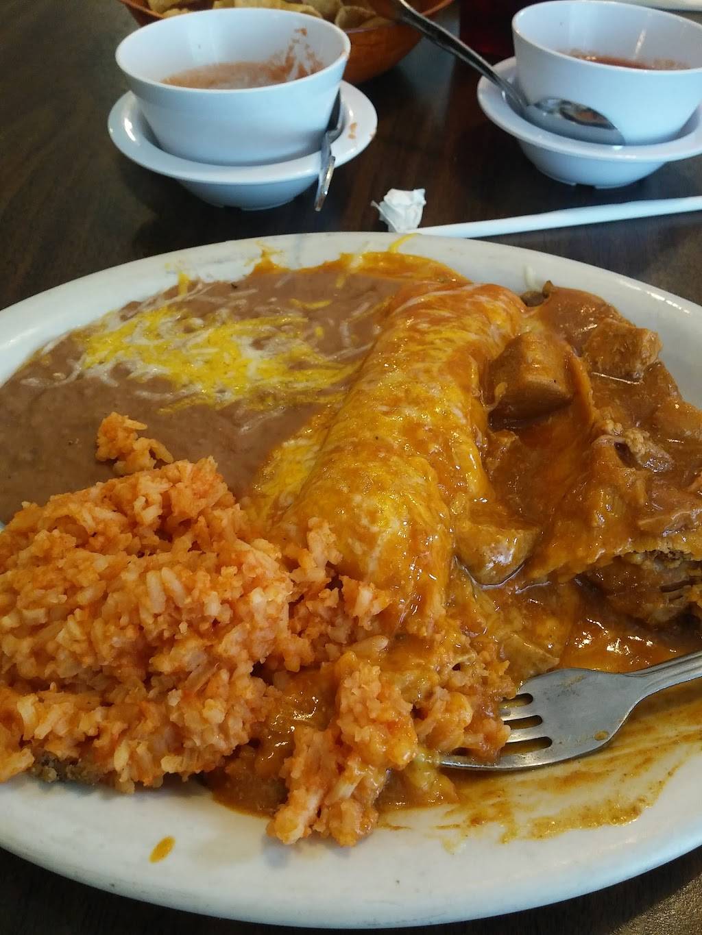 Delgados Restaurant | restaurant | 517 E Main St, San Jacinto, CA 92583, USA | 9514878343 OR +1 951-487-8343