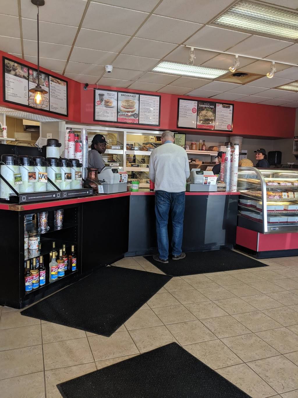 Big Apple Bagels | bakery | 4408 W Main St, Kalamazoo, MI 49006, USA | 2693819100 OR +1 269-381-9100