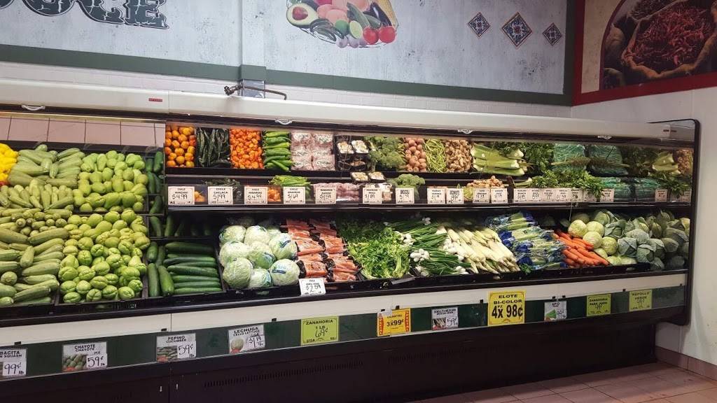 La Michoacana Meat Market | bakery | 2510 Pleasanton Rd, San Antonio, TX 78221, USA | 2109243993 OR +1 210-924-3993