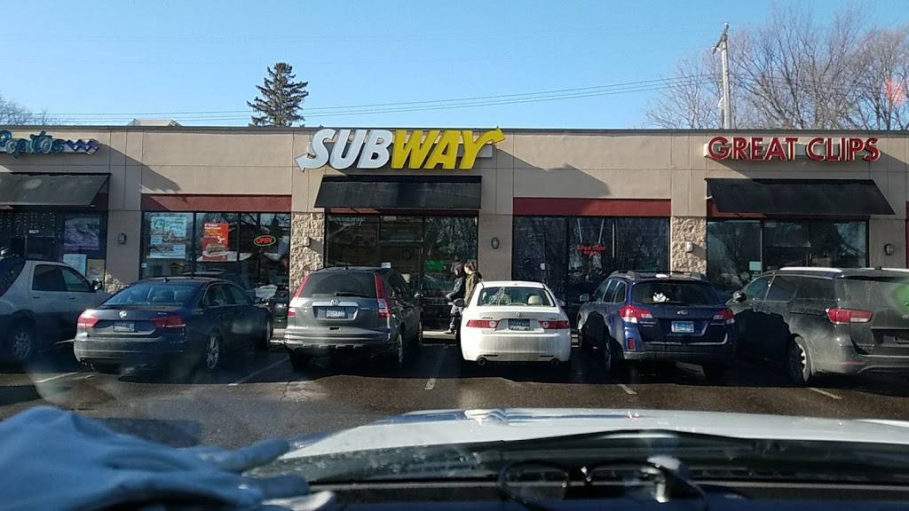 Subway | restaurant | 4622 Nicollet Ave, Minneapolis, MN 55419, USA | 6128239276 OR +1 612-823-9276