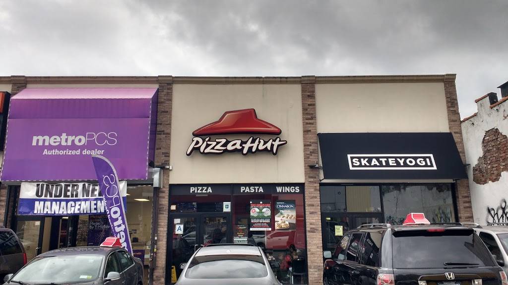 Pizza Hut | restaurant | 140 Empire Blvd, Brooklyn, NY 11225, USA | 7184620282 OR +1 718-462-0282