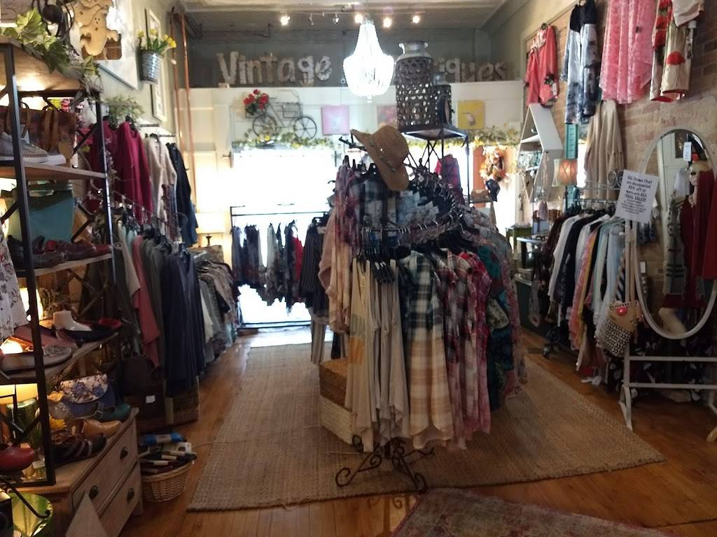 Tricias Treasures & Bistro | cafe | 109 N Lake Ave, Crandon, WI 54520, USA | 7154781161 OR +1 715-478-1161