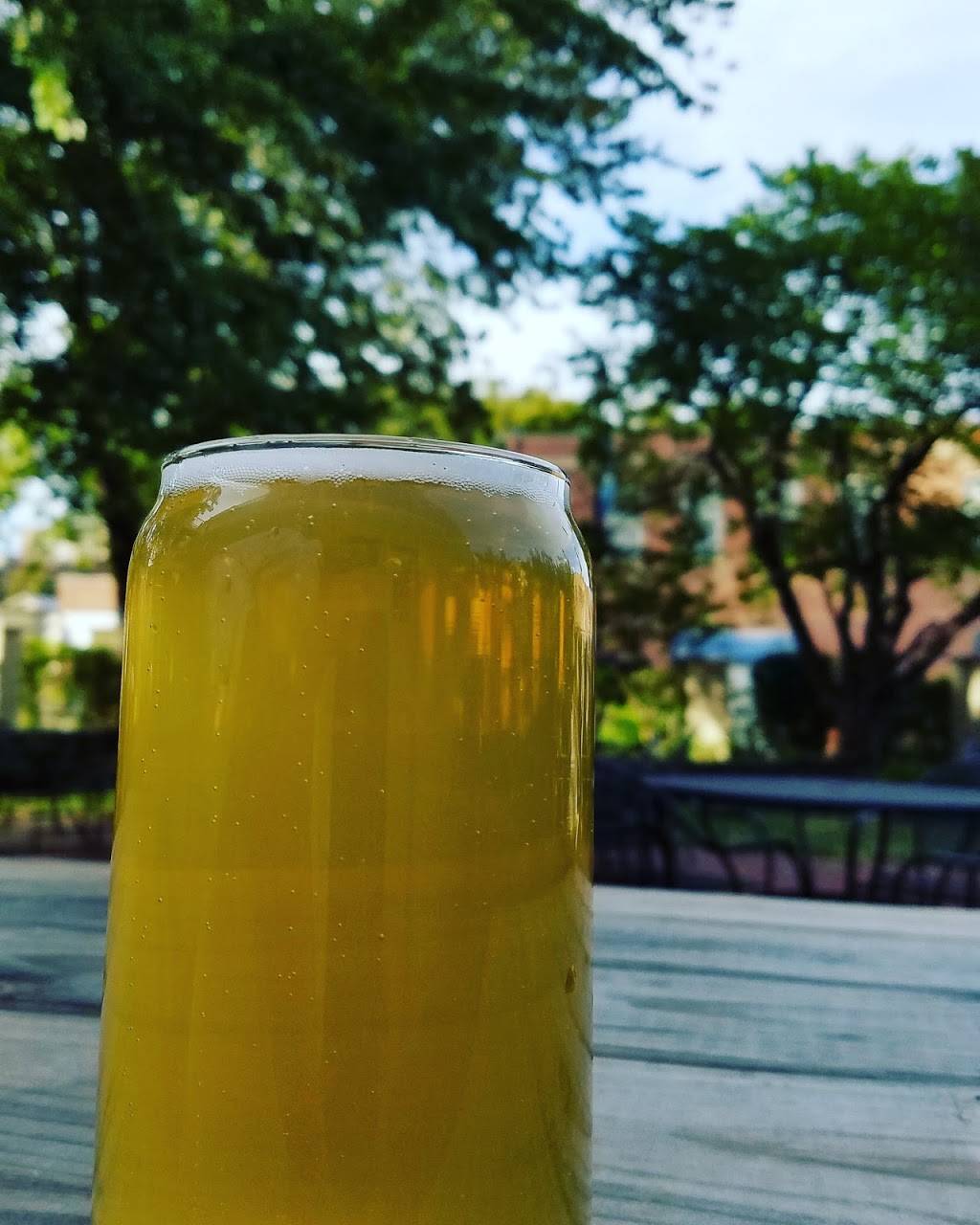 Ebb & Flow Fermentations | restaurant | 11 S Spanish St, Cape Girardeau, MO 63703, USA | 5733348330 OR +1 573-334-8330