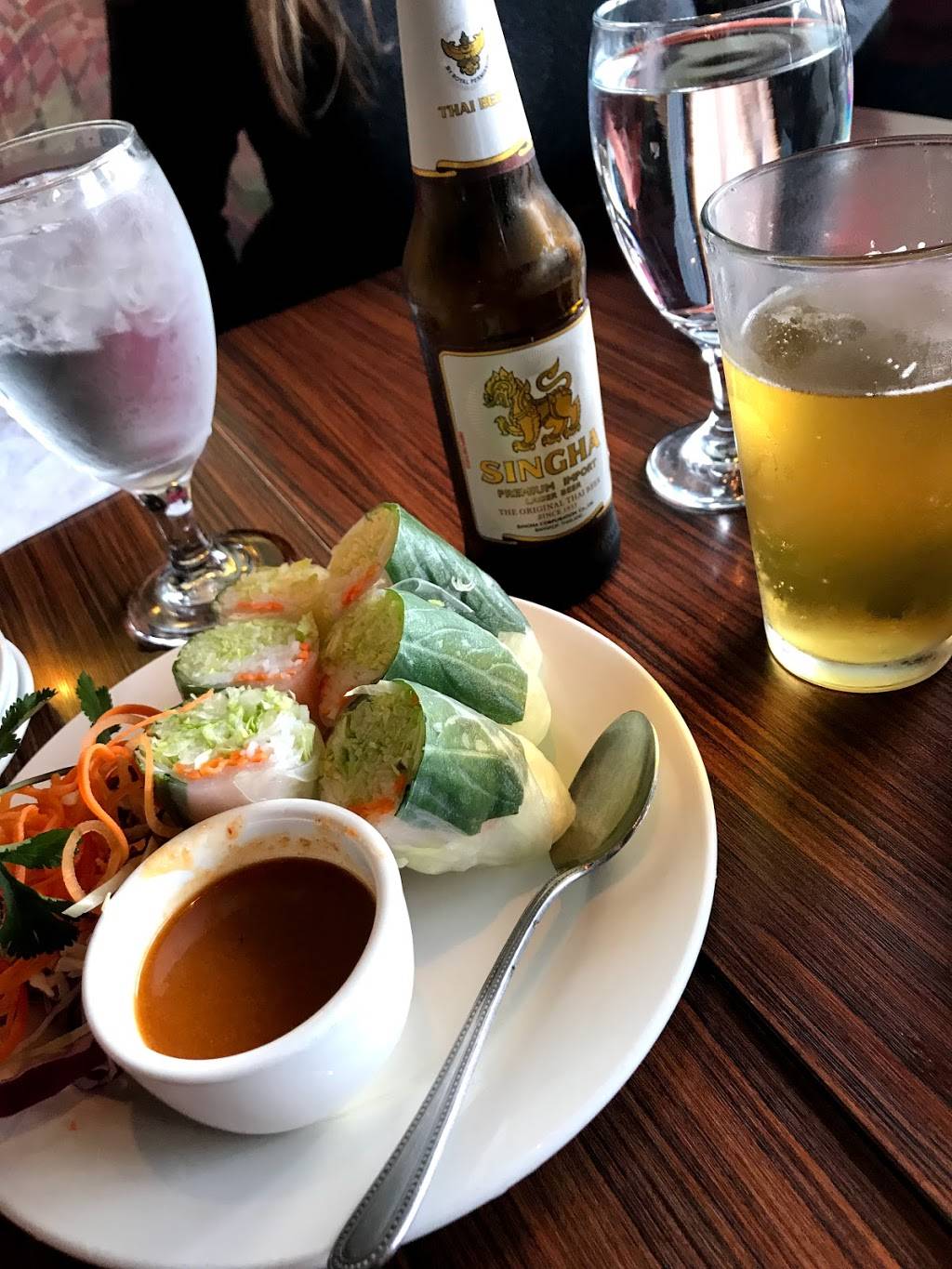 Saucys Thai + Pho | restaurant | 3813, 5944 Royal Ln, Dallas, TX 75230, USA | 2143788424 OR +1 214-378-8424