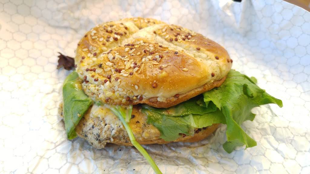 Wendys | restaurant | 2801 N Tarrant Pkwy, Fort Worth, TX 76177, USA | 8173493925 OR +1 817-349-3925