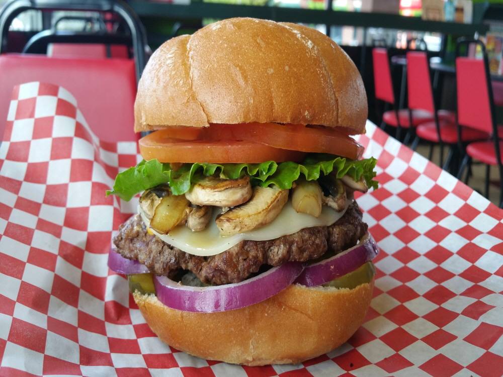 Red Wagon Burger Tacoma | restaurant | 2315 N Pearl St a16, Tacoma, WA 98406, USA | 2532123705 OR +1 253-212-3705