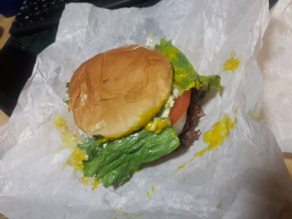 Steak n Shake | restaurant | 2202 W Southport Rd, Indianapolis, IN 46217, USA | 3178840082 OR +1 317-884-0082