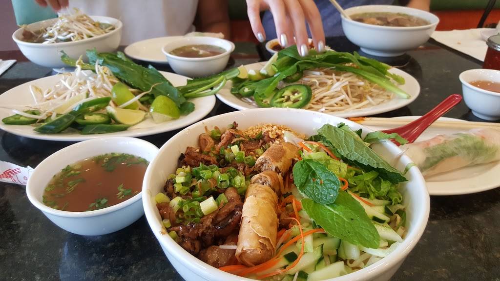 Pho 79 II | restaurant | 10023 Sunset Strip, Sunrise, FL 33322, USA | 9544400066 OR +1 954-440-0066