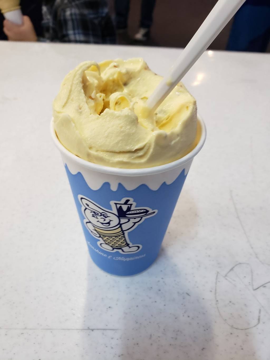 Fosters Freeze | restaurant | 1624 Cravens Ave, Torrance, CA 90501, USA | 3103281375 OR +1 310-328-1375