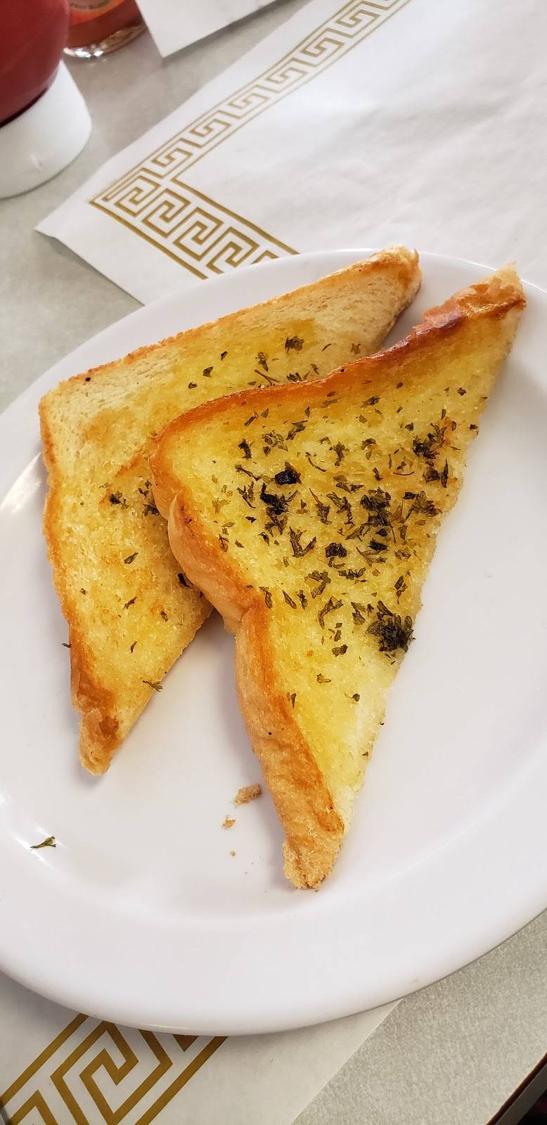 Cs Waffle Family Restaurant | restaurant | 920 W Liberty St, Hubbard, OH 44425, USA | 3305347631 OR +1 330-534-7631