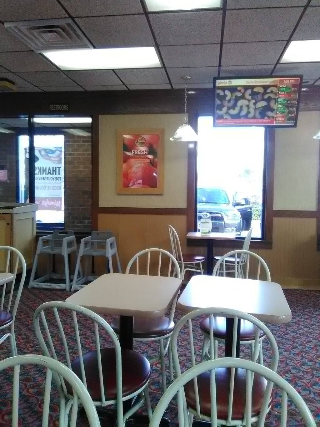 Wendys | restaurant | 18350 Contour Rd, Gaithersburg, MD 20877, USA | 3019476516 OR +1 301-947-6516
