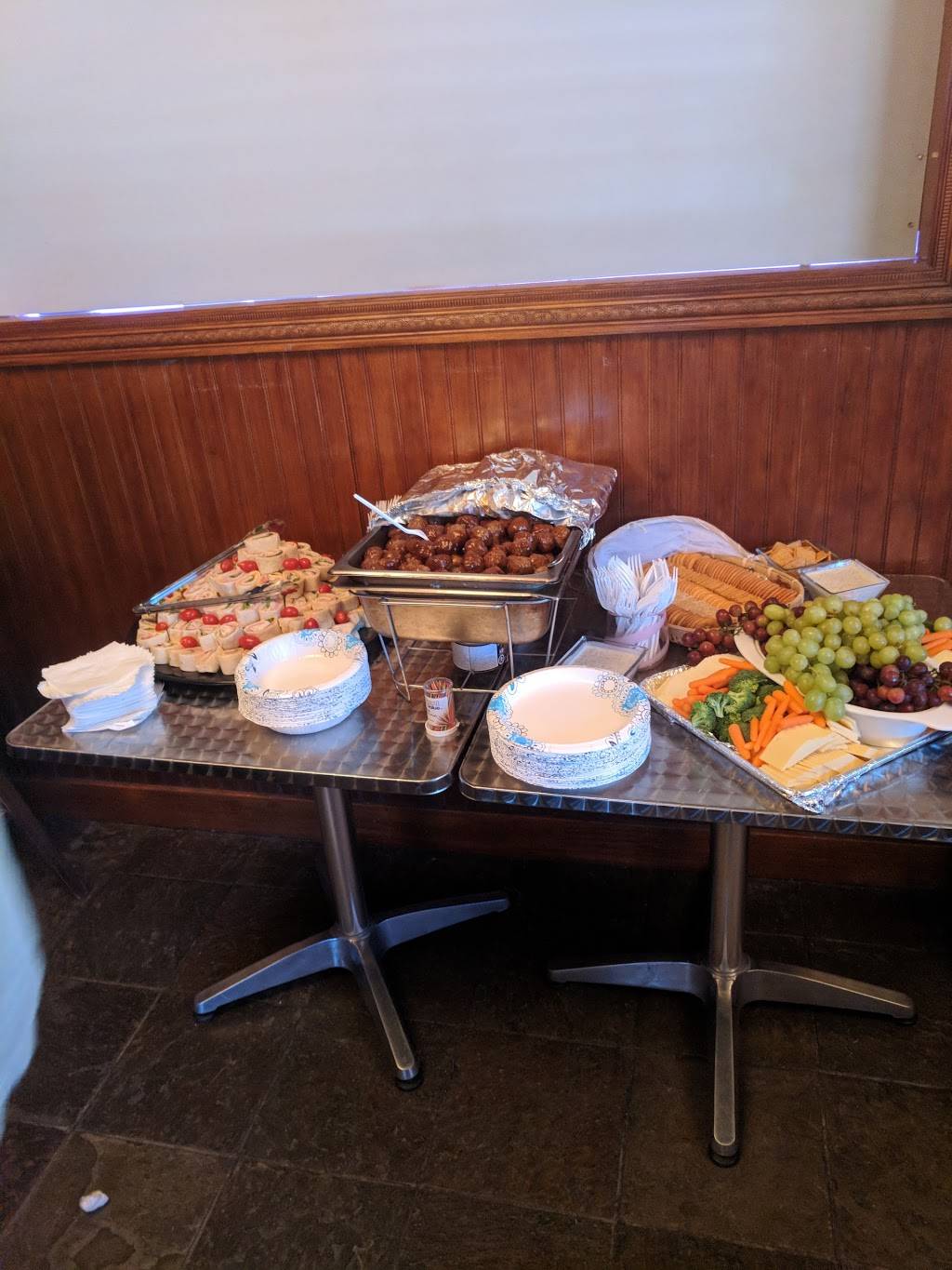 The Dubliner Pub & Patio | restaurant | 1756 Carolina Beach Rd, Wilmington, NC 28401, USA | 9103438342 OR +1 910-343-8342