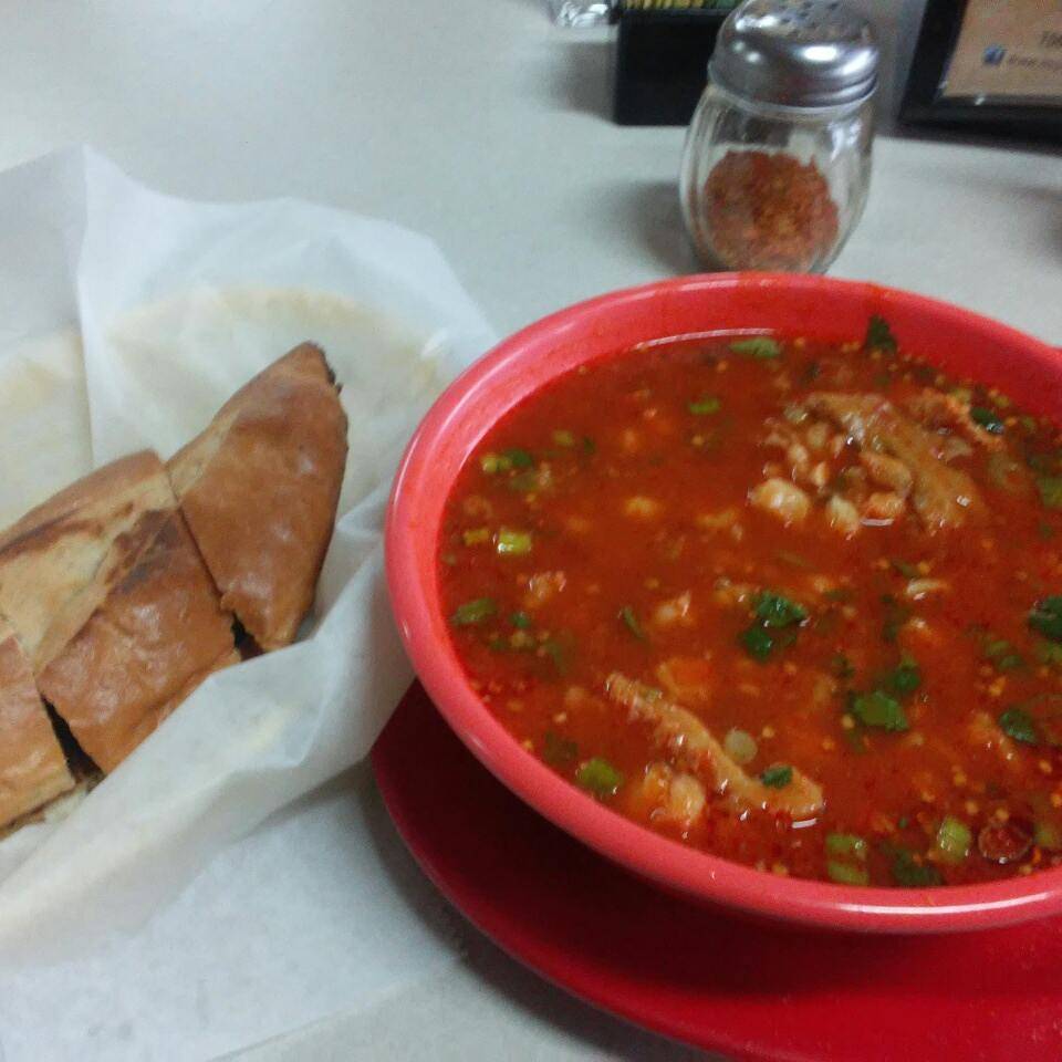 Mipo Britos | restaurant | 706 AZ-77, Mammoth, AZ 85618, USA | 5204872123 OR +1 520-487-2123