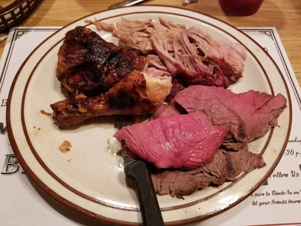 Kings Barbecue | restaurant | 2910 S Crater Rd, Petersburg, VA 23805, USA | 8047320975 OR +1 804-732-0975