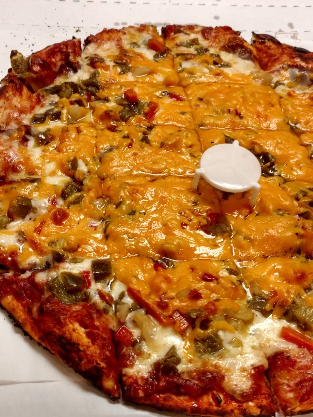 Mels Pizza | restaurant | 728 W Chicago St, Elgin, IL 60123, USA | 8476958180 OR +1 847-695-8180
