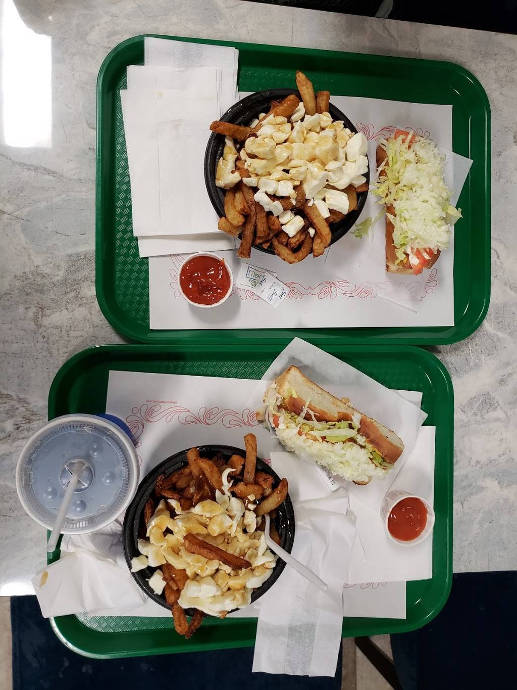 Quebeco | restaurant | 140 Rue Hains, Drummondville, QC J2C 5L3, Canada | 8194754000 OR +1 819-475-4000