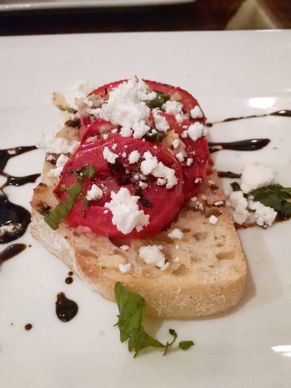 Monarch Brewing Company | restaurant | 212 S Independence St, Monticello, IL 61856, USA | 2176311141 OR +1 217-631-1141