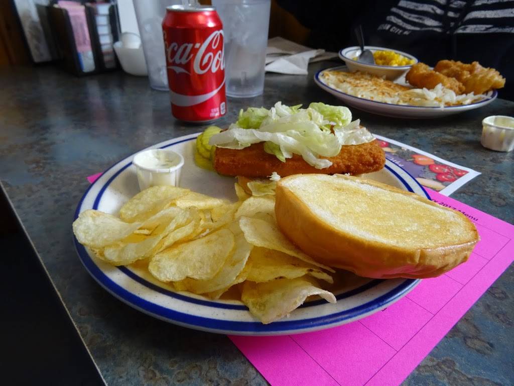 Merrillan Cafe | restaurant | 400 N Washington St, Merrillan, WI 54754, USA | 7153339200 OR +1 715-333-9200