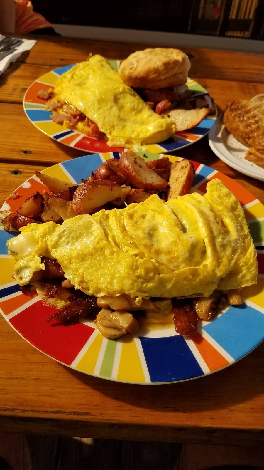 Leroys Cafe | restaurant | 2555 US Highway 1 S, St. Augustine, FL 32086, USA | 9042174624 OR +1 904-217-4624