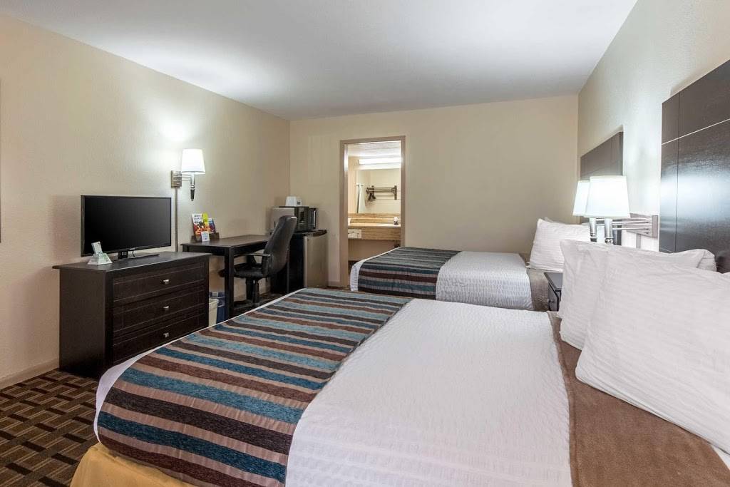 Rodeway Inn University/Downtown | restaurant | 2900 N N Interstate Hwy 35, Austin, TX 78705, USA | 5124776395 OR +1 512-477-6395