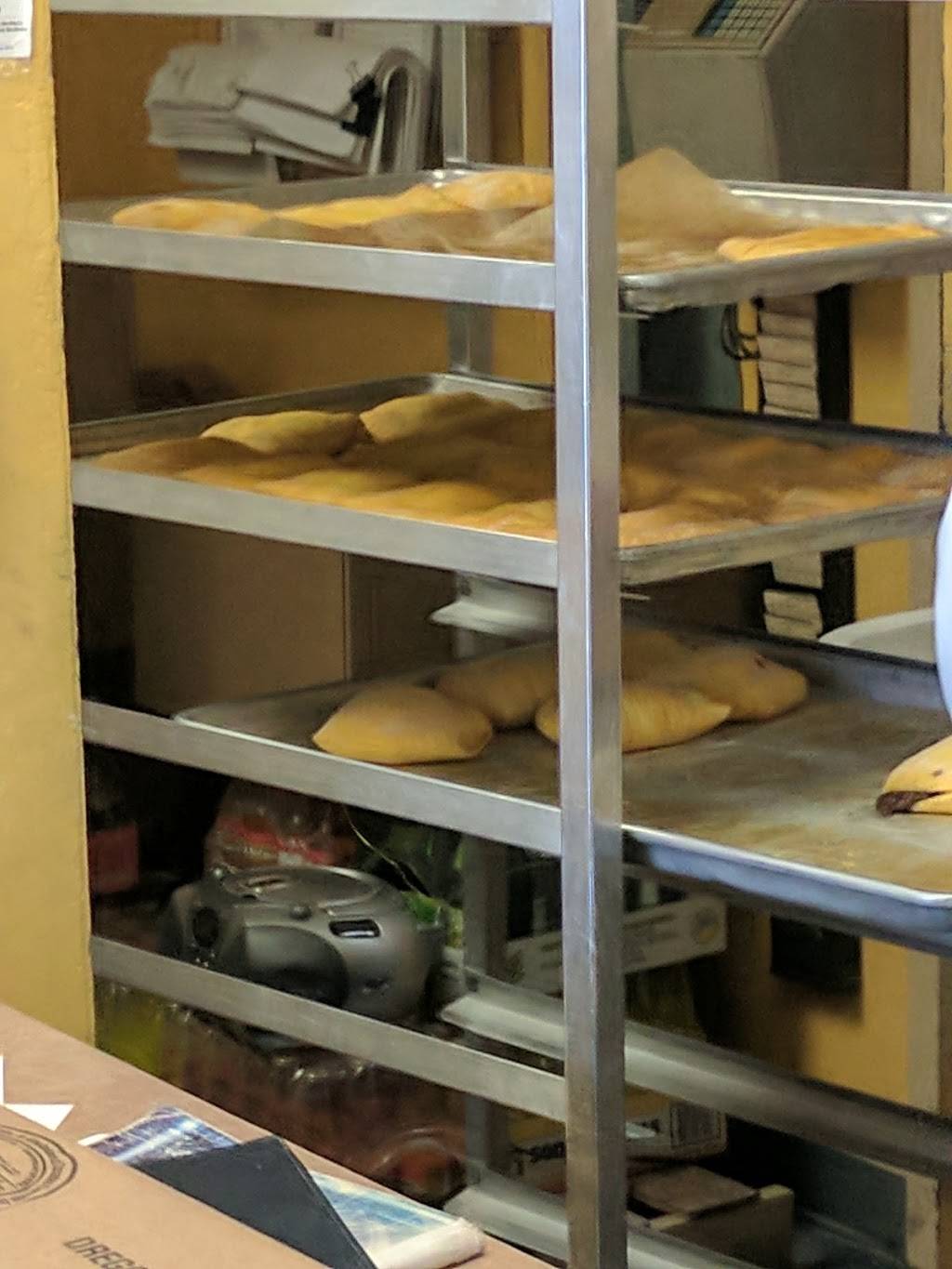 Tinnels West Indian Take-Out | restaurant | 364 Signet Dr, North York, ON M9L 1V2, Canada | 4167431582 OR +1 416-743-1582