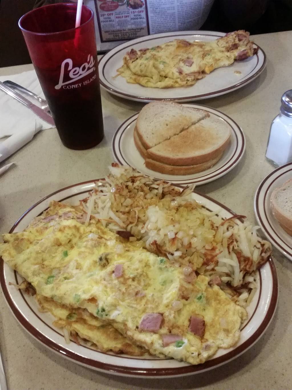 Leos Coney Island | restaurant | 20257 Hall Rd, Macomb, MI 48044, USA | 5862862300 OR +1 586-286-2300